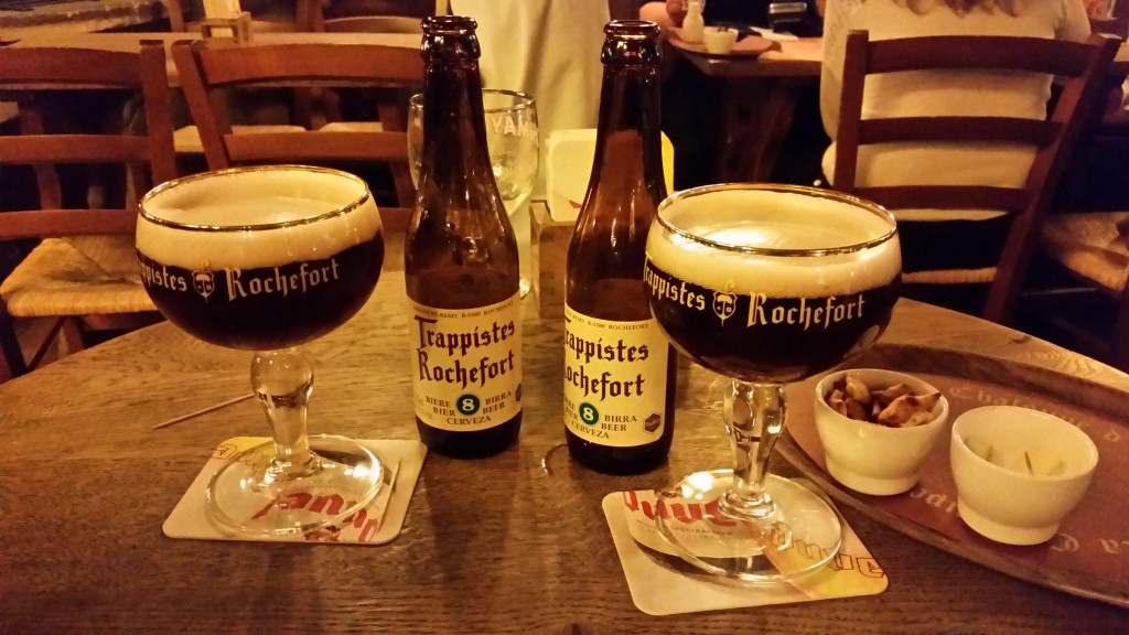 We went on a Trappiste-beer drinking mission! To try all 6 Belgian ones... I still have the Westvleteren to try, but I know at some point that beer is going to cross my path and it's going to be a moment! hahaa These beers are all made in monasteries, none are made for profit, and most of them are listed as the best beers in the world.
