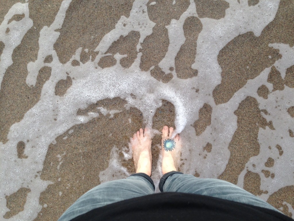 The best. Even if it's December... definitely do this. #bucketlist #toesintheseaeontheFrenchRiviera