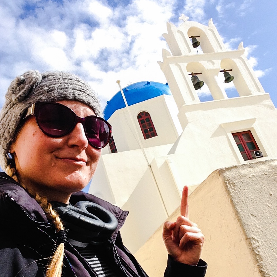 On my second-to-last day on the island, I actually was called to leave my little local area and check out Oia and the classic blue roofs! ;)
