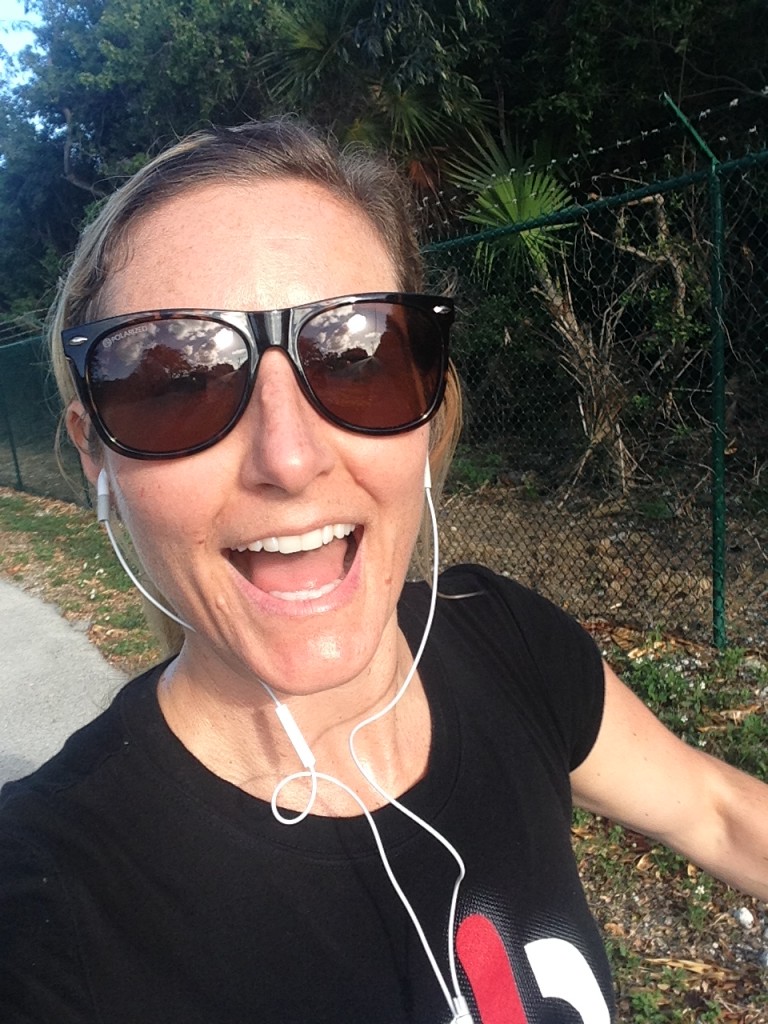 Heck yeah, still running! Just because I'm back in the US, doesn't mean I want to be any less vigilant on my physical and emotional health. And action selfies during are always sweet too.